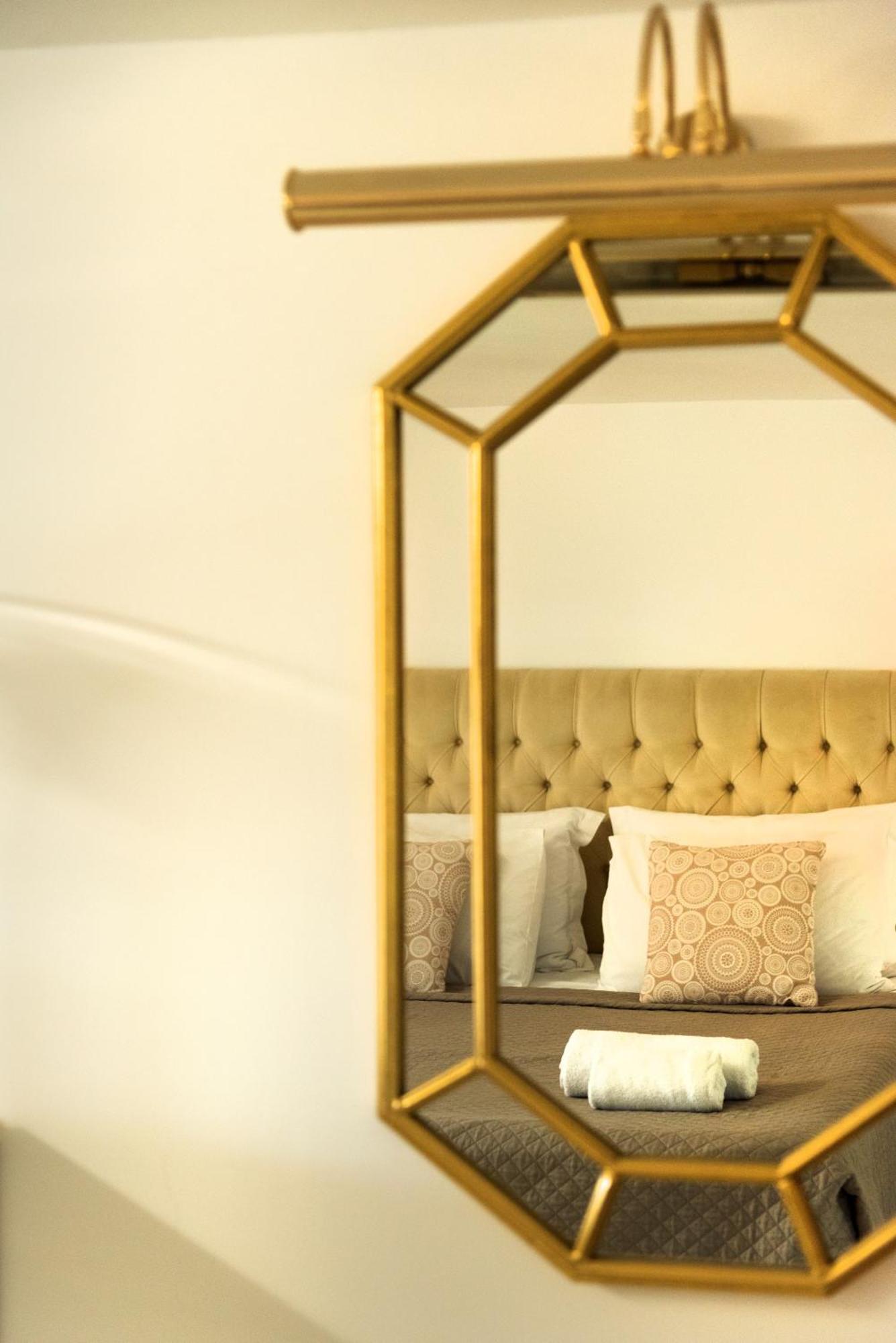 Victoria'S Suites Corfu Lefkimmi  Exteriör bild